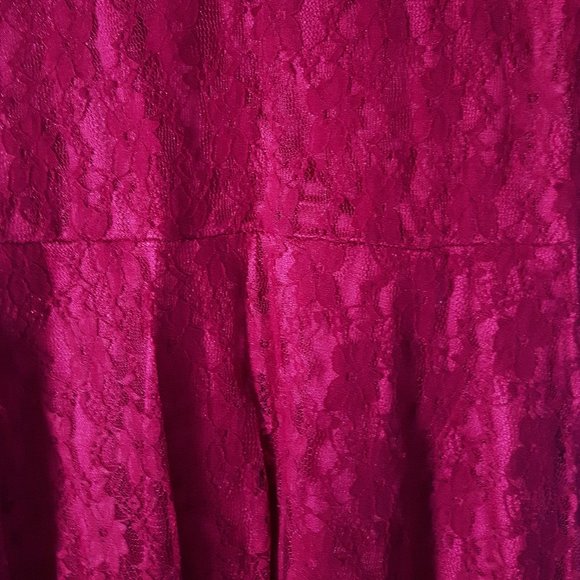🌸 3 for $20 🌸 NWOT Burgundy Lace Dress - Picture 3 of 4